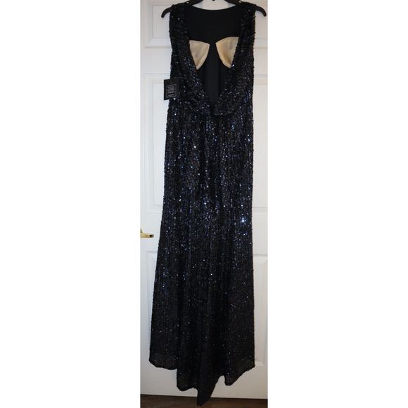 Mac Duggal 26331 Women's Sz 6 Midnight Blue Sequin Sleeveless Sheath Gown $398 - Picture 3 of 8
